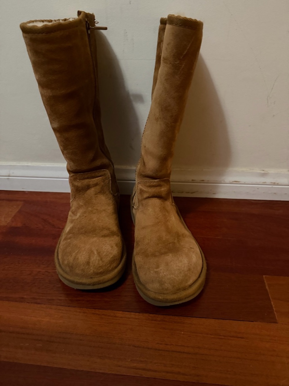Women’s chestnut Ugg boots